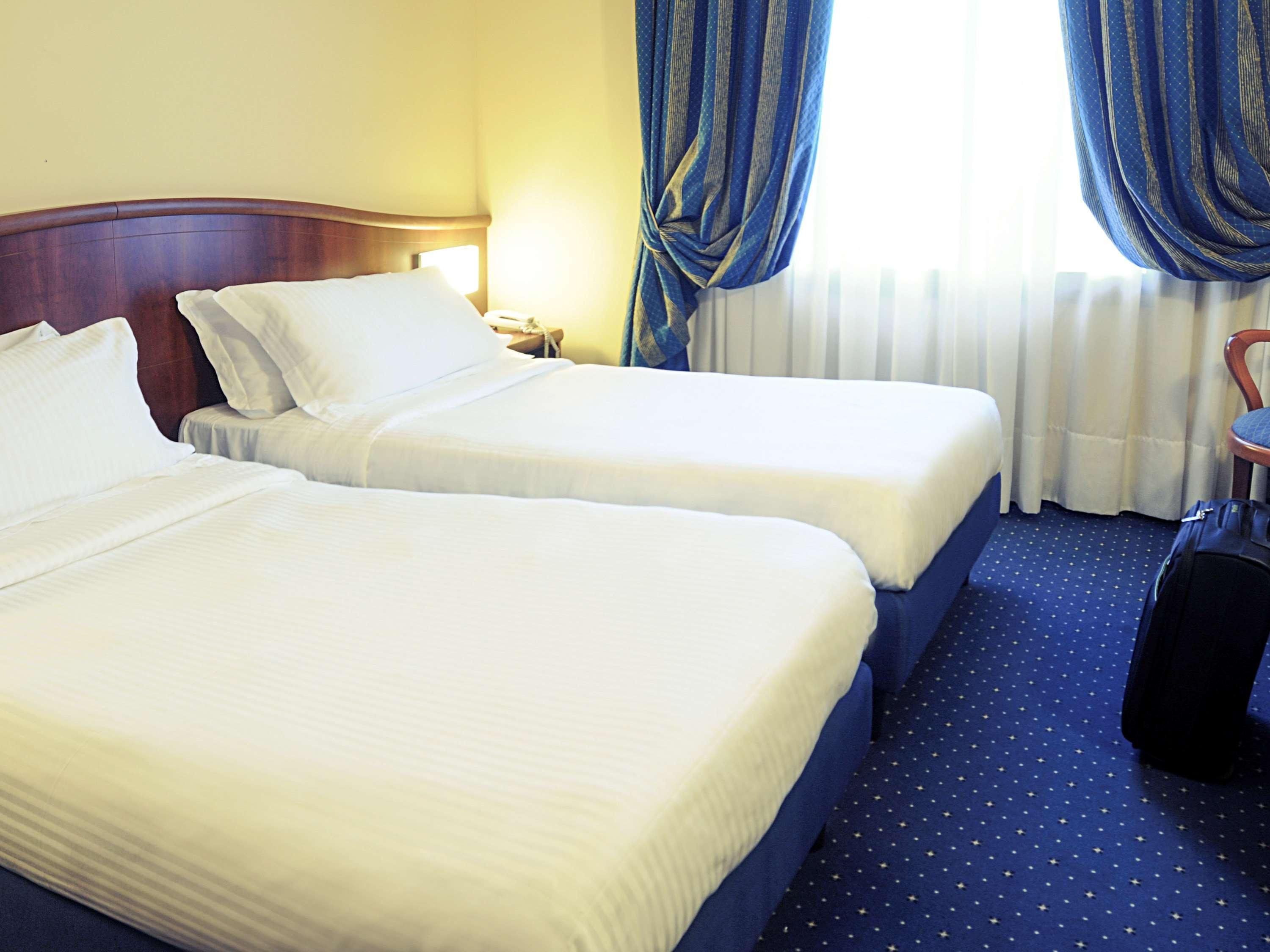Mercure Genova San Biagio Esterno foto