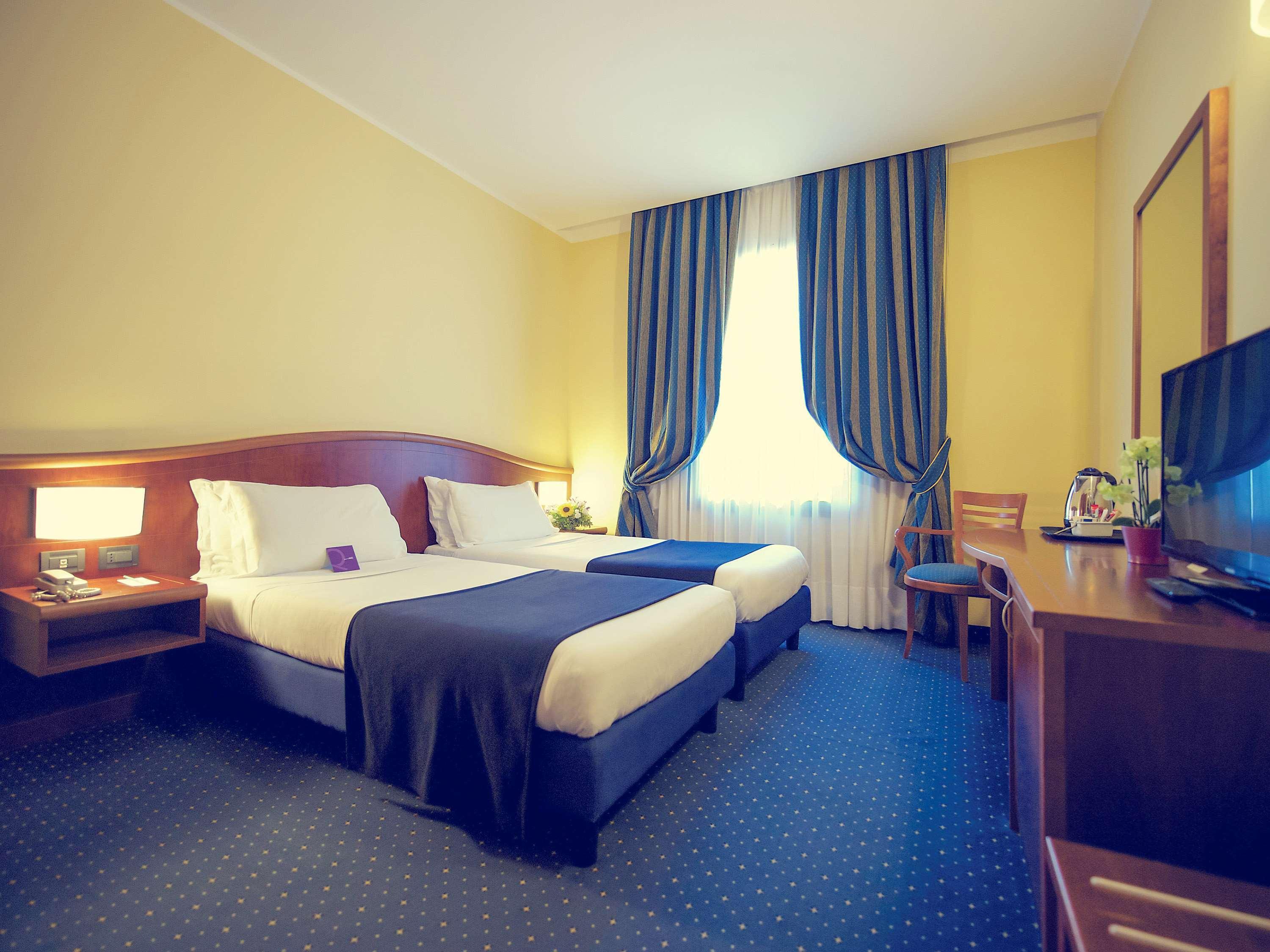 Mercure Genova San Biagio Esterno foto