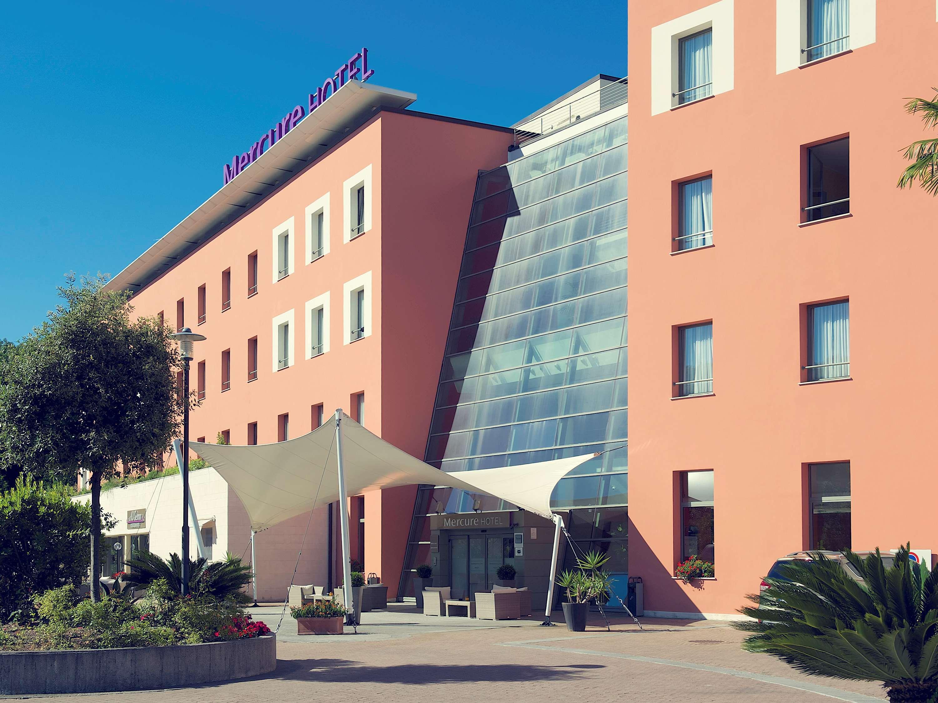 Mercure Genova San Biagio Esterno foto