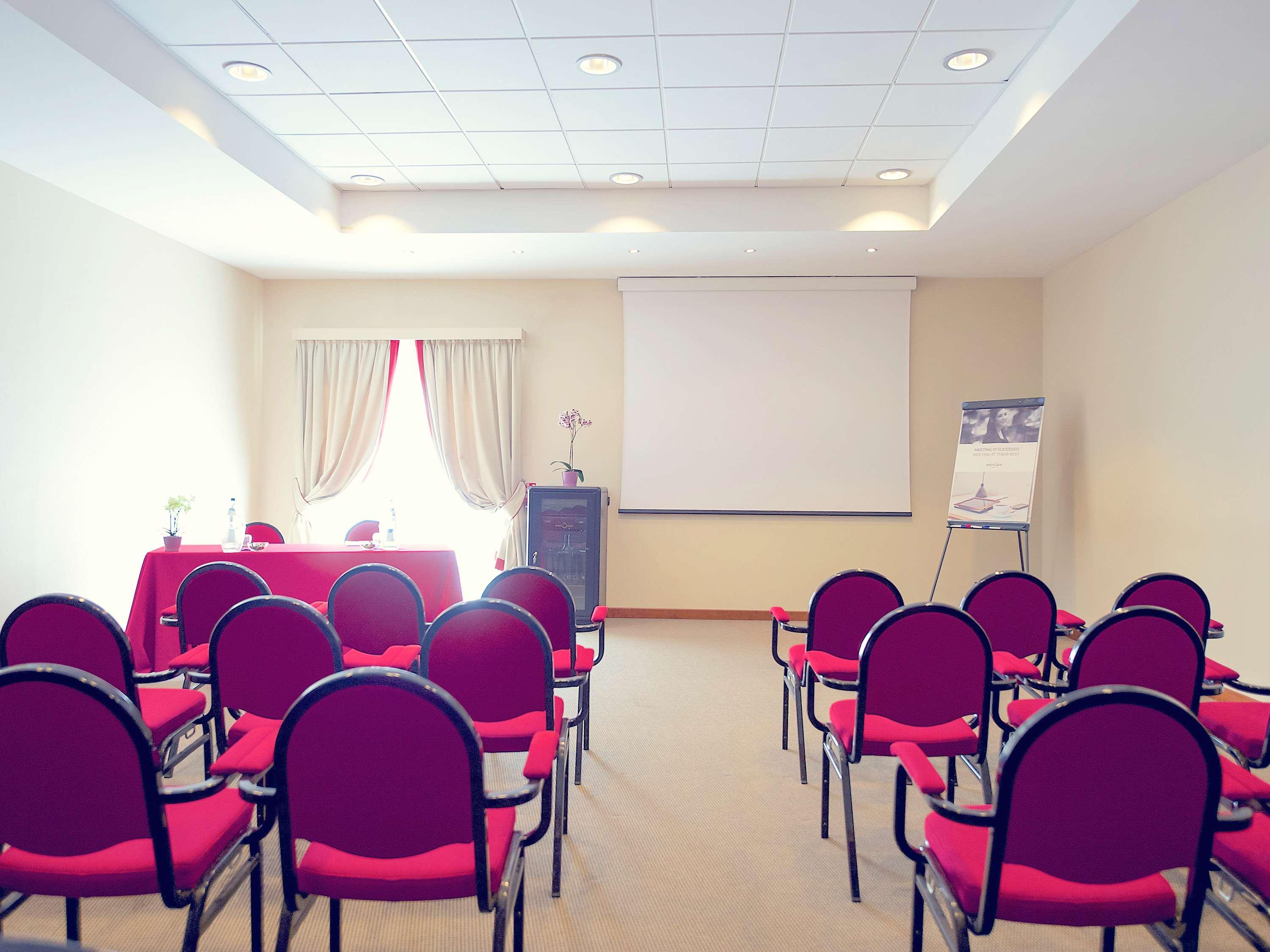 Mercure Genova San Biagio Esterno foto