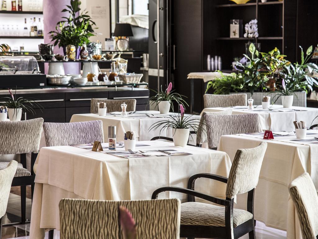Mercure Genova San Biagio Esterno foto