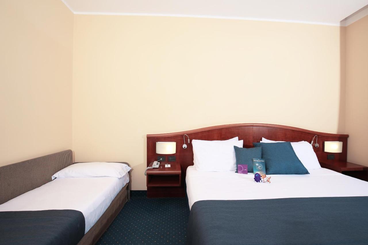 Mercure Genova San Biagio Esterno foto